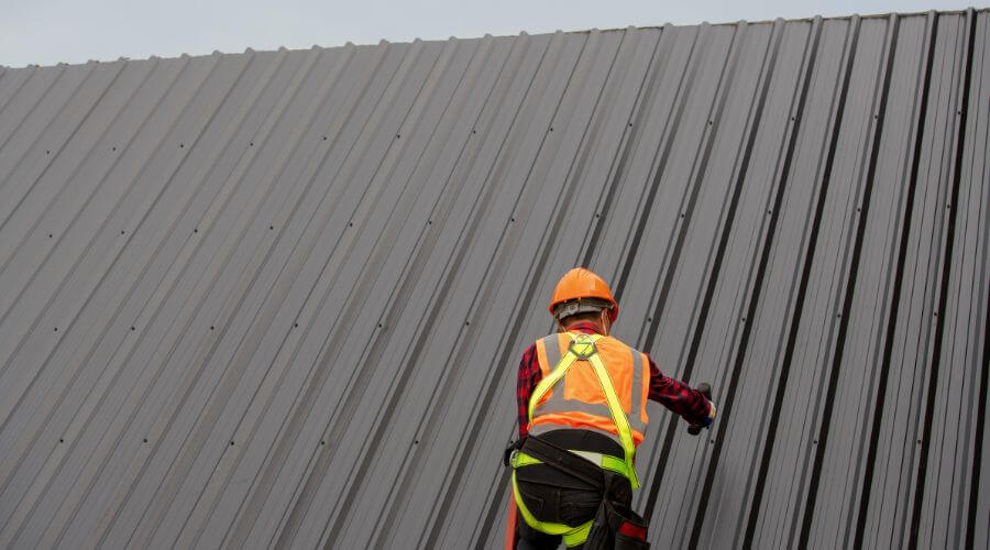 Professional metal roof installation services in Thorndale, TX